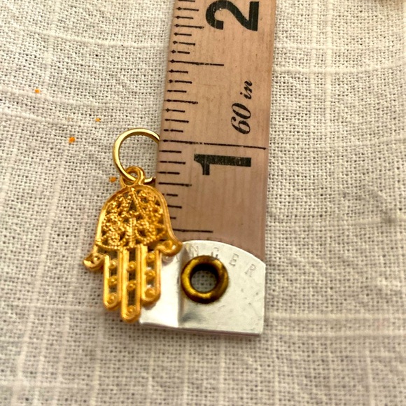 5/$10❤️❤️❤️NEW ROSE GOLD TONE ALLOY HAMSA HAND CHARM PENDANT - Picture 2 of 2